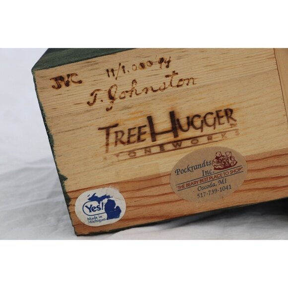 Vtg "General Store" Stone Folk Art Work T. Johnston Tree Hugger JVC 11/1,00 1994 - Picture 2 of 6